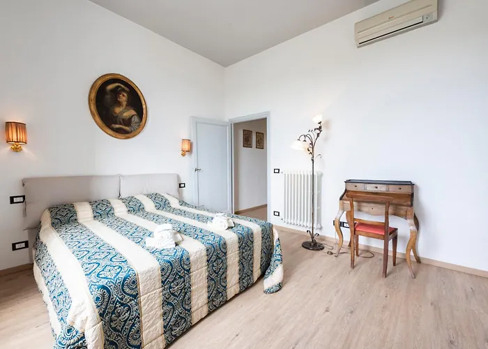 Lungarno Apartment - Free Parking